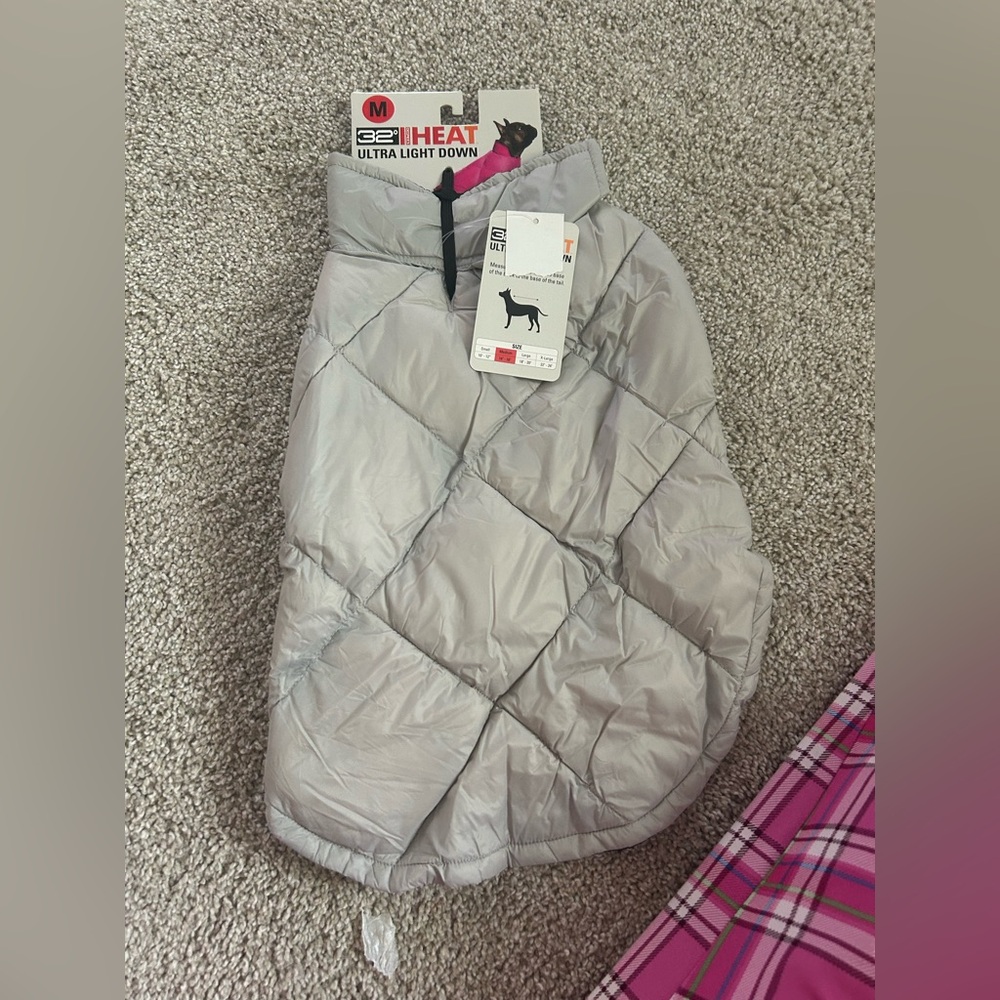 32 Degrees Medium Gray Ultra  Light Down Dog Vest NWT